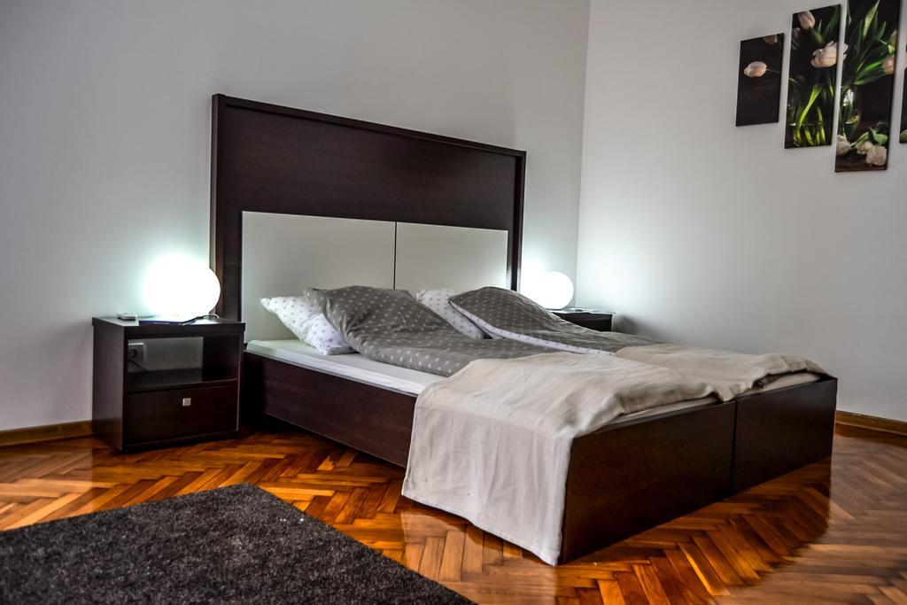 Modena Apartments Нови Сад Стая снимка